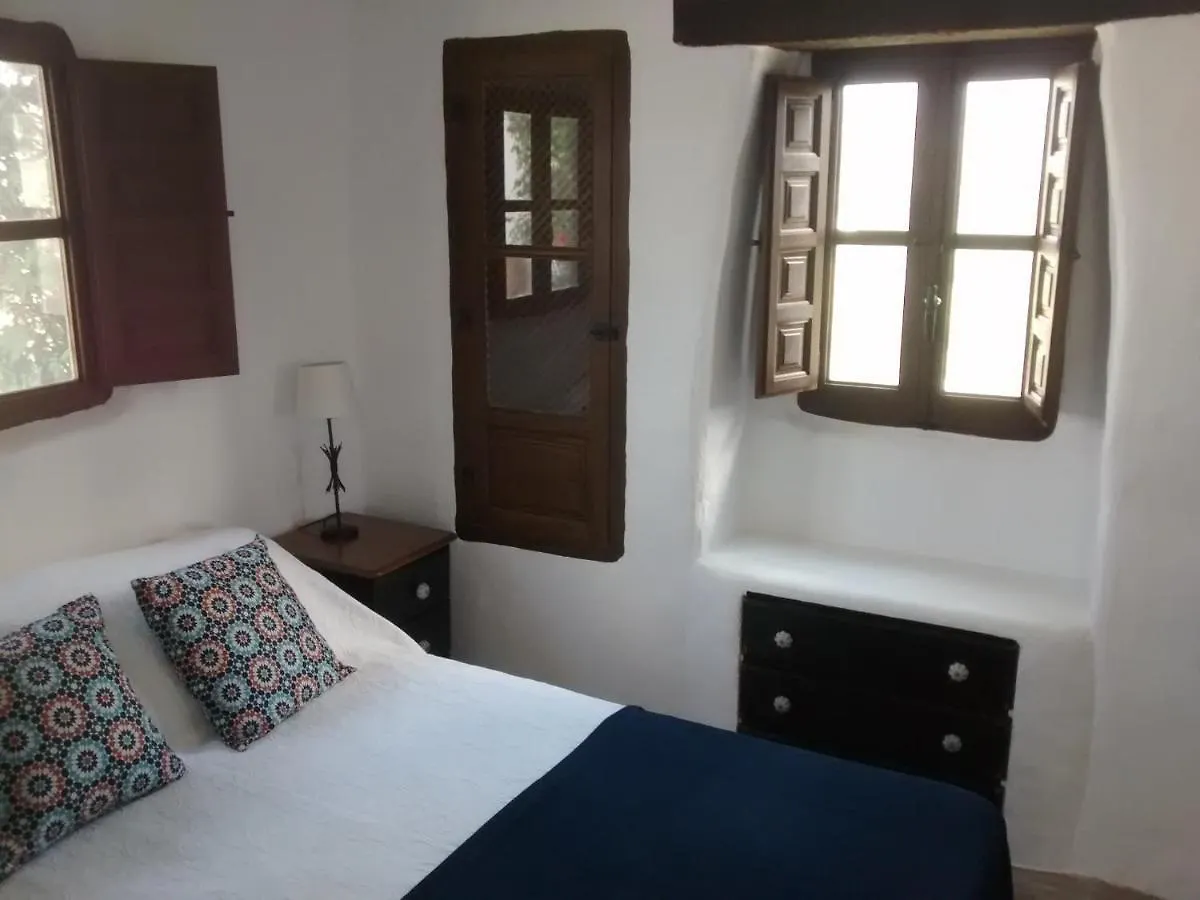הוילה גרנדה Casa Miguel Montefrio 0*,